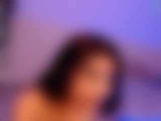 Mialunee's Live Sex Cam Show
