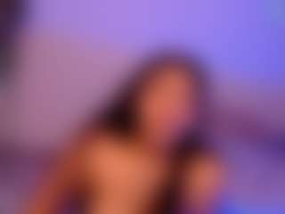 Mialunee's Live Sex Cam Show
