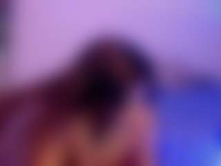 Mialunee's Live Sex Cam Show