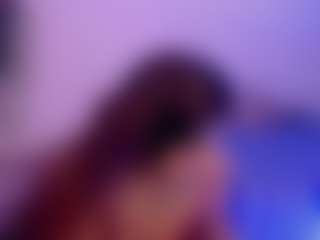 Mialunee's Live Sex Cam Show