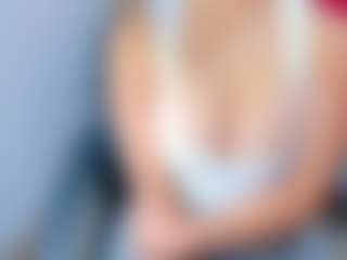 nicolettcolin1 MILF webcam performer live streaming