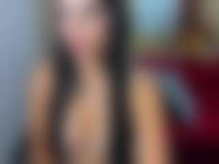 Live cam show with nicolettcolin1 - Moaning on Camsoda