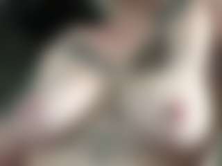 sunkissedmami420's Live Sex Cam Show