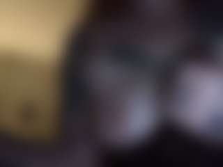 sunkissedmami420's Live Sex Cam Show