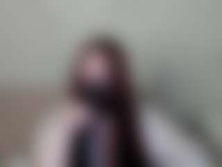 Live cam show with Alice - Body Massage on CamClone