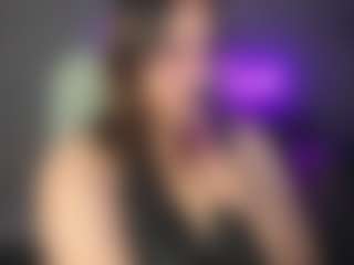 Live cam show with Aliica-Keller - Control on Hubzter Live