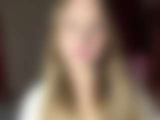 Maelle's Live Sex Cam Show