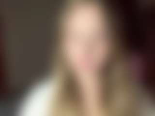 Maelle's Live Sex Cam Show