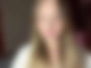 Maelle's Live Sex Cam Show
