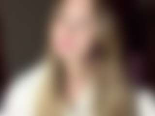 Maelle's Live Sex Cam Show