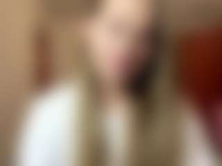 Maelle's Live Sex Cam Show