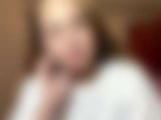 Maelle's Live Sex Cam Show