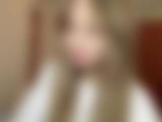 Maelle's Live Sex Cam Show