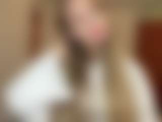 Maelle's Live Sex Cam Show