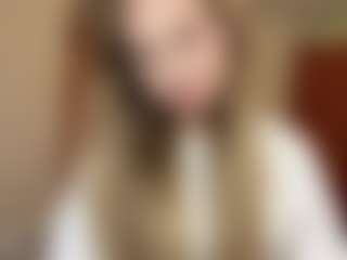Maelle's Live Sex Cam Show
