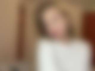 Maelle's Live Sex Cam Show