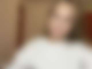 Maelle's Live Sex Cam Show