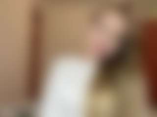 Maelle's Live Sex Cam Show