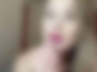 Maelle's Live Sex Cam Show