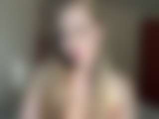 Maelle's Live Sex Cam Show