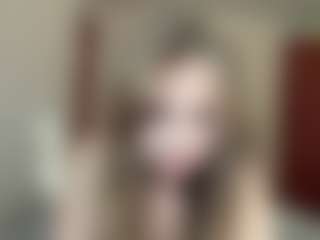Maelle's Live Sex Cam Show