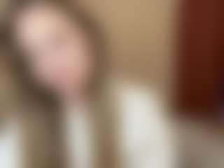 Maelle's Live Sex Cam Show