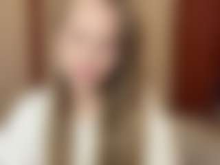 Live cam show with Maelle - Teen (18+) on Camsoda