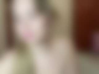 Live cam show with Maelle - Hairy Pussy on slutload
