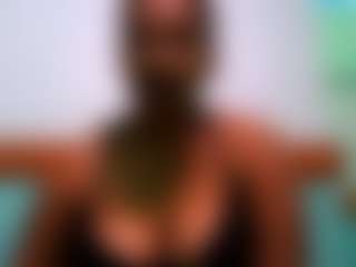 Live cam show with bollywoodDickPleaser - Strip MILF on TeamSkeetLive