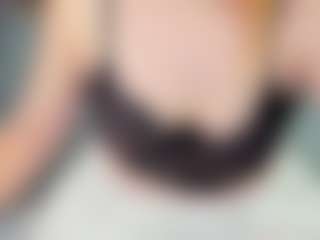 Live cam show with Ella-Banny - Oil on CamwithHer