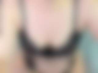 Live cam show with Ella-Banny - Ass Bouncing on madthumbs
