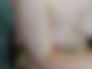 Live cam show with Ella-Banny - New Tattoos on Camiplay Live
