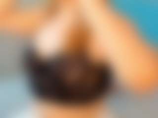 Live cam show with Ella-Banny - New Blowjob on Fling VIP Chat