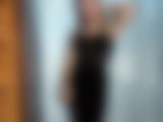 Spettacolo in cam dal vivo con KathryneVoisine - Teen (18+) su Camsoda