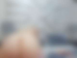 Madyowen's Live Sex Cam Show