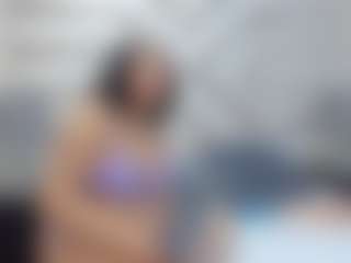 Madyowen's Live Sex Cam Show