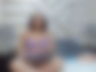 Madyowen's Live Sex Cam Show