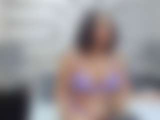 Madyowen's Live Sex Cam Show