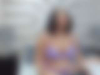 Madyowen's Live Sex Cam Show
