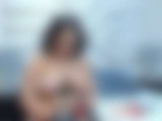 Madyowen's Live Sex Cam Show