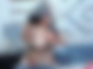 Madyowen's Live Sex Cam Show