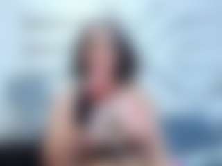 Madyowen's Live Sex Cam Show