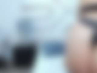 Madyowen's Live Sex Cam Show