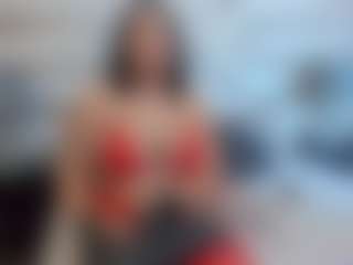 Madyowen's Live Sex Cam Show