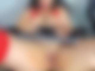 Madyowen's Live Sex Cam Show
