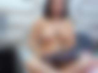 Madyowen's Live Sex Cam Show