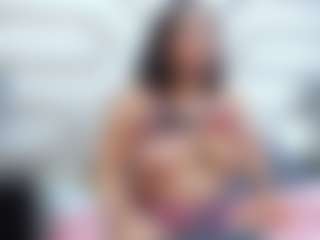 Madyowen's Live Sex Cam Show