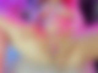 Live cam show with Madyowen - Facial Piercings on googirlz