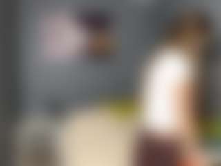 Live cam show with ManuelaGaietto - Amateur Brown Hair on Cam Slut