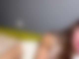 Live cam show with ManuelaGaietto - College Teen (18+) on crypto-cams